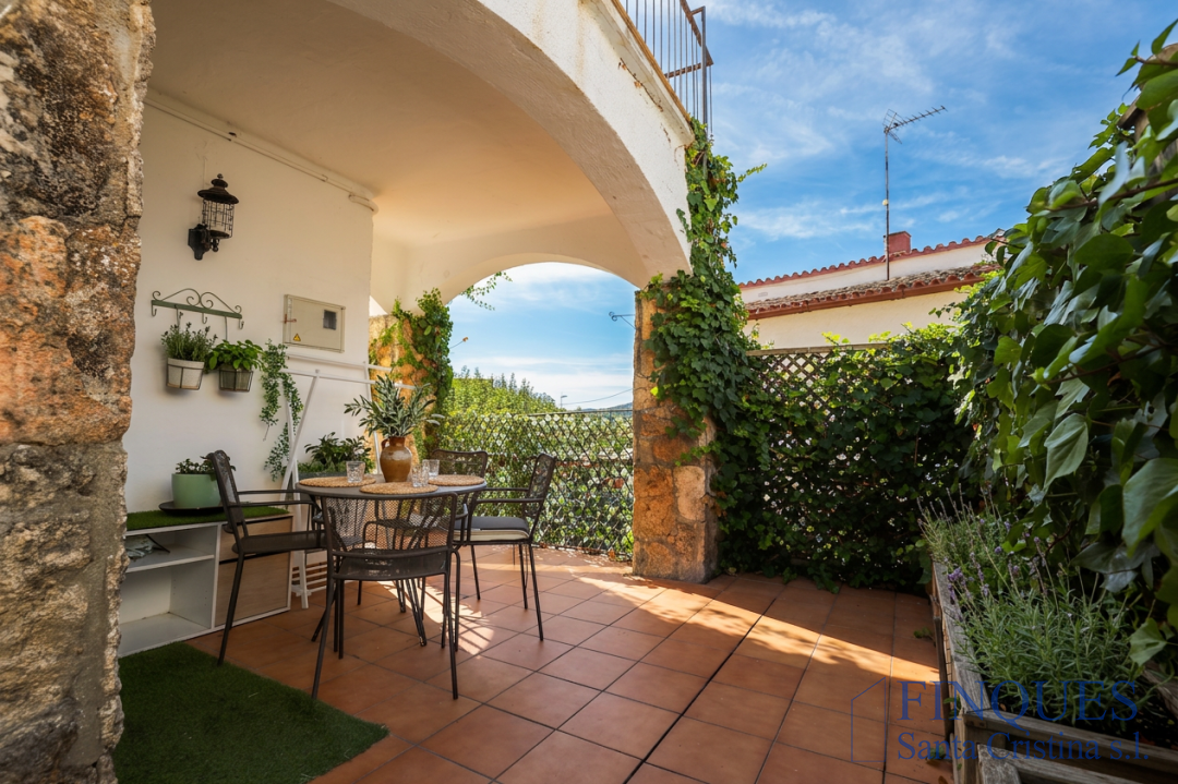 Casa con jardin en el centro de Santa Cristina d’Aro