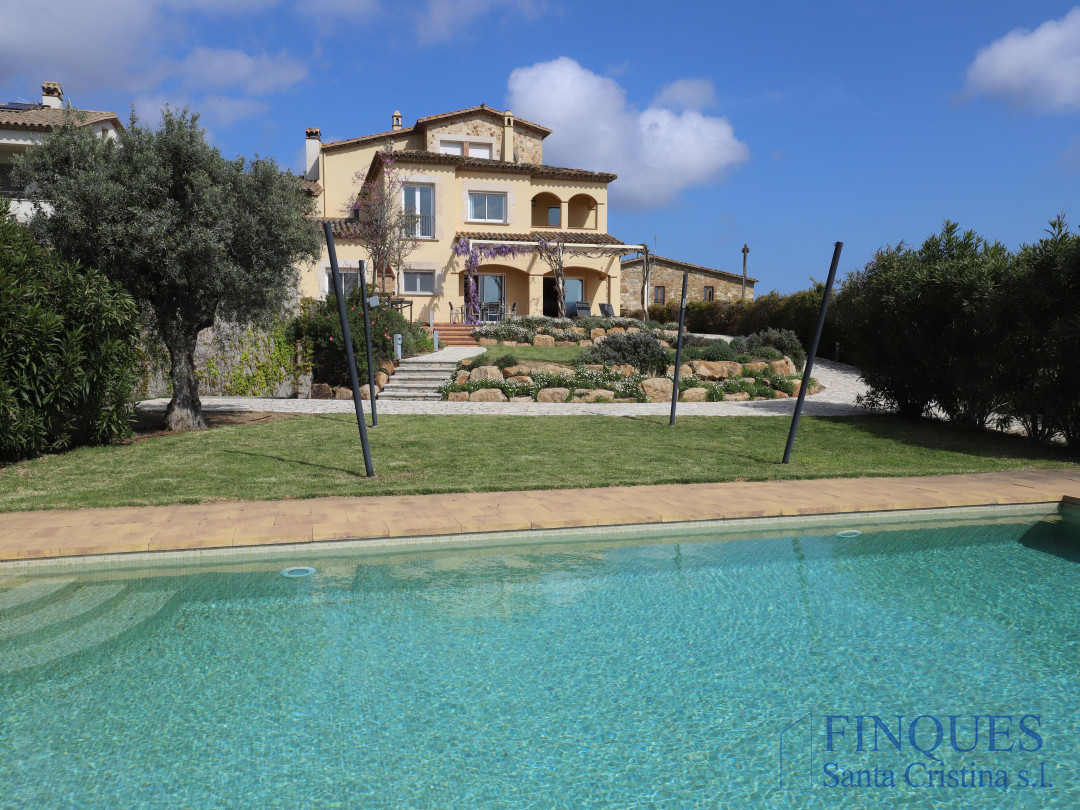 Santa Cristina d'Aro, Casa exclusiva en el centro